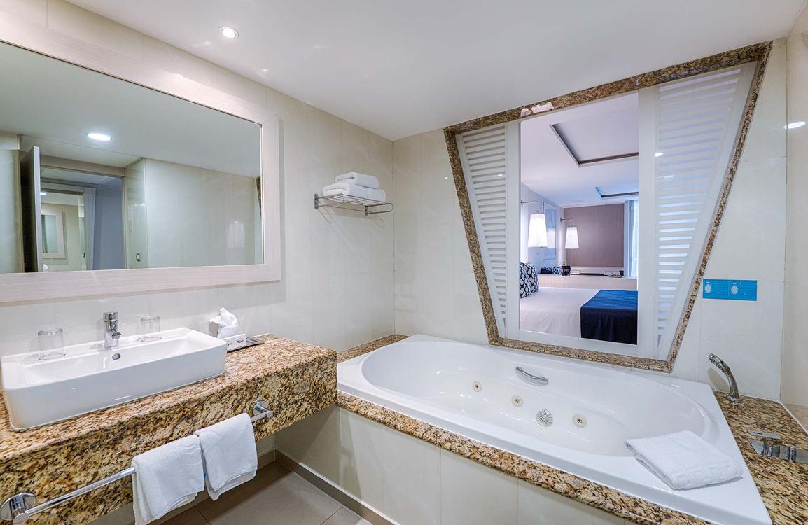 None Grand Sirenis Riviera Maya Resorts & Spa Tulum None Grand Sirenis Riviera Maya Resorts & Spa Tulum